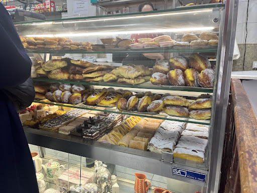 Lisboa Patisserie · Photos 16
